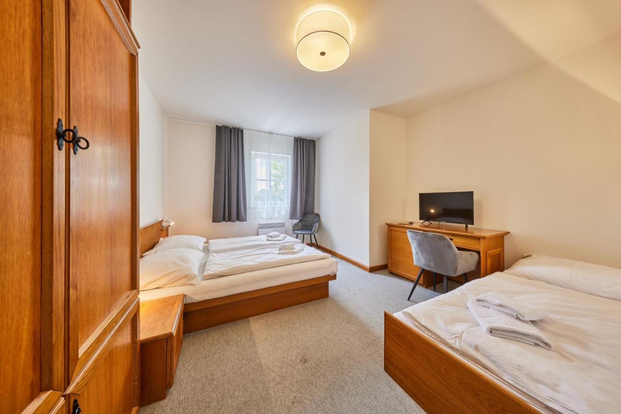 Hotel Auri Rudnik Ngoại thất bức ảnh